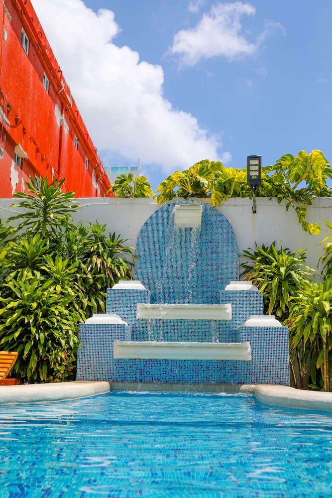 Hotel Maria de Lourdes Cancun — 8