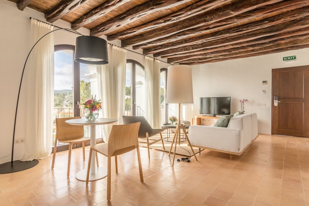 Safagell Ibiza Suites & Spa — 23