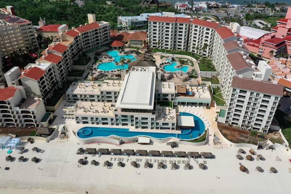 Emporio Cancun Optional All Inclusive — 1