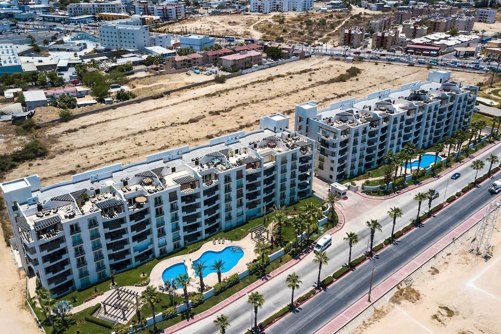 Walk to Beach: Modern Cabo Condo w/ Balcony! — 1