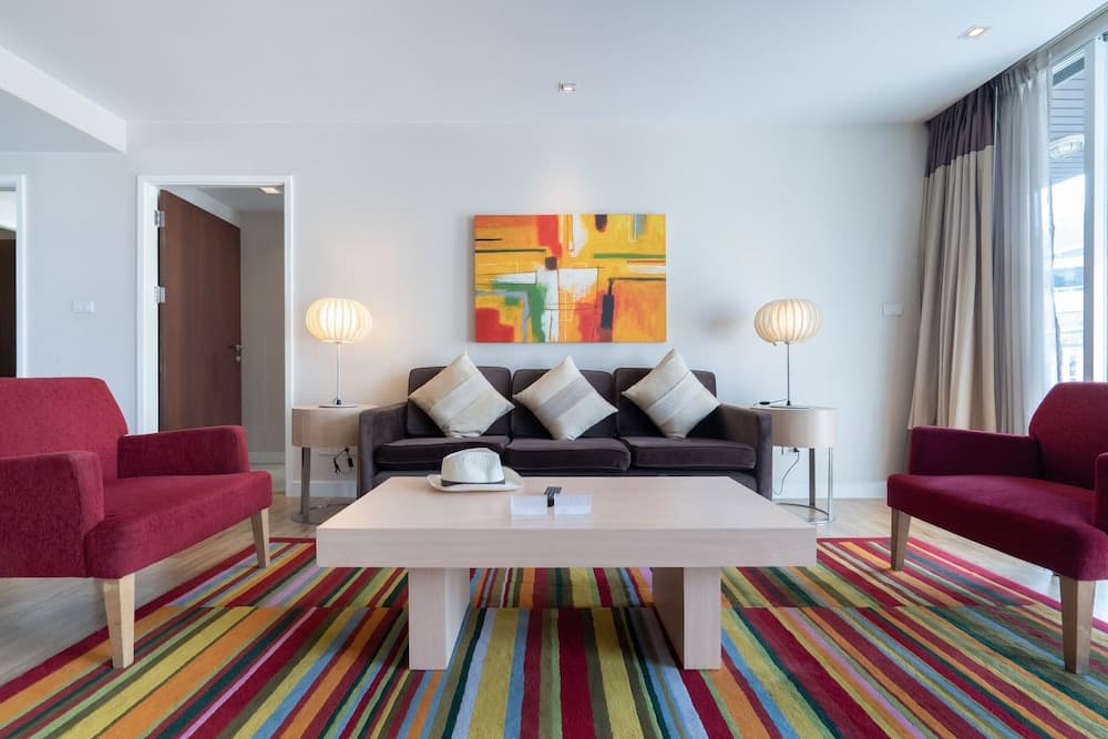 Urbana Langsuan Hotel — 16