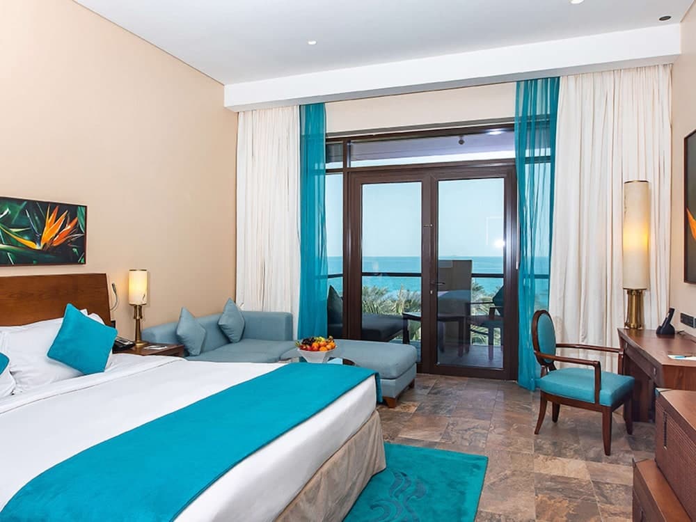 Sofitel Dubai The Palm Resort & Spa — 18