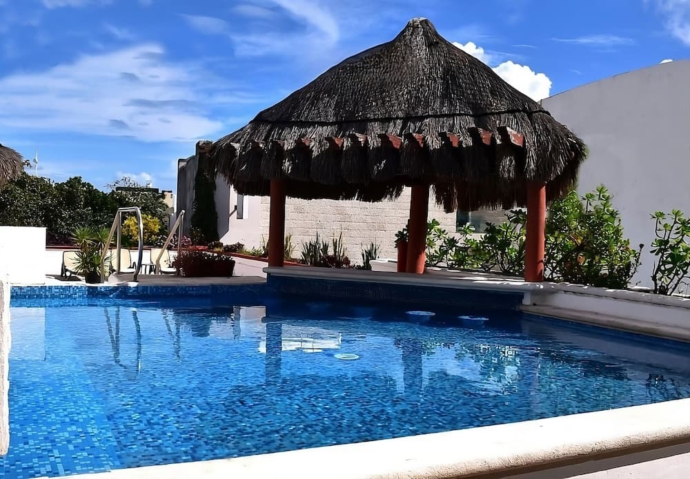Illusion Boutique Hotel — 1
