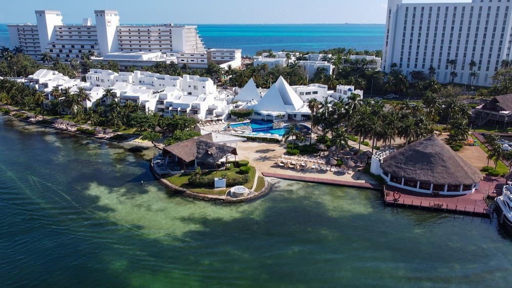 Sunset Marina Resort & Yacht Club — 1
