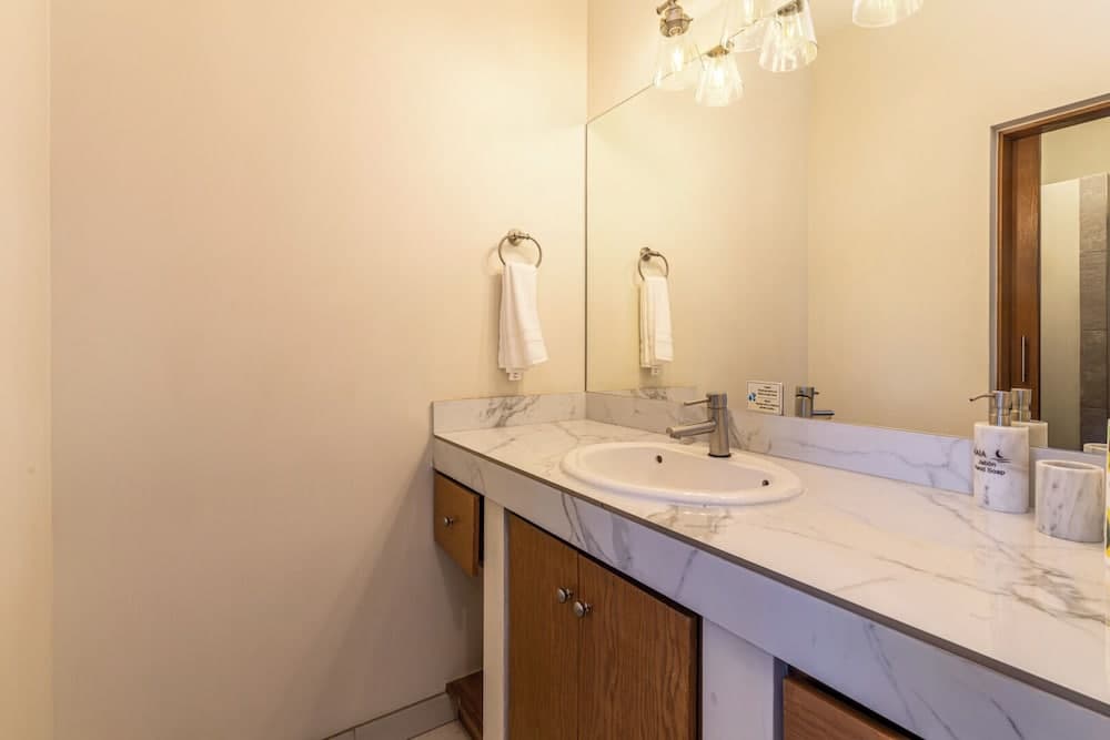 Maia Cabo von Naya Homes — 24