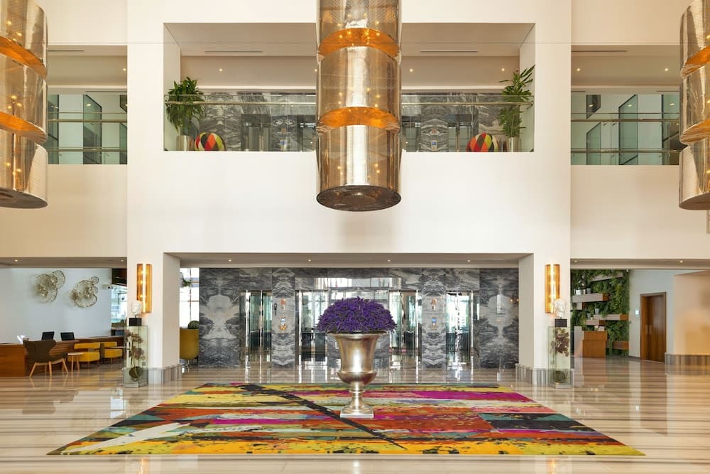 Canal Central Hotel — 13