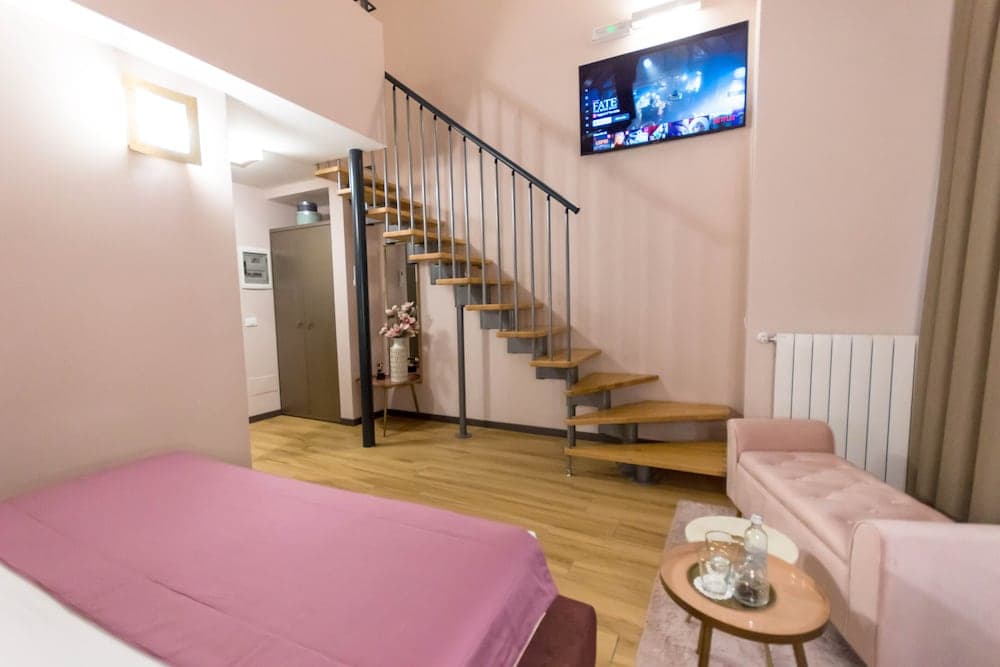 INTOMILAN  Galleria Duomo - Boutique & Design Aparthotel — 5