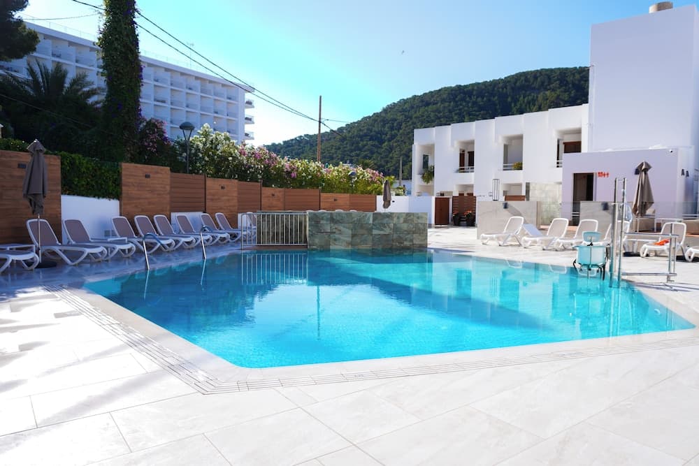 Apartamentos Typic Oasis Sa Tanca — 6