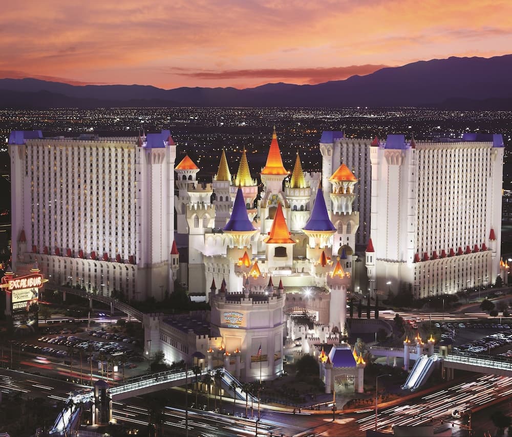 Excalibur Hotel & Casino — 1