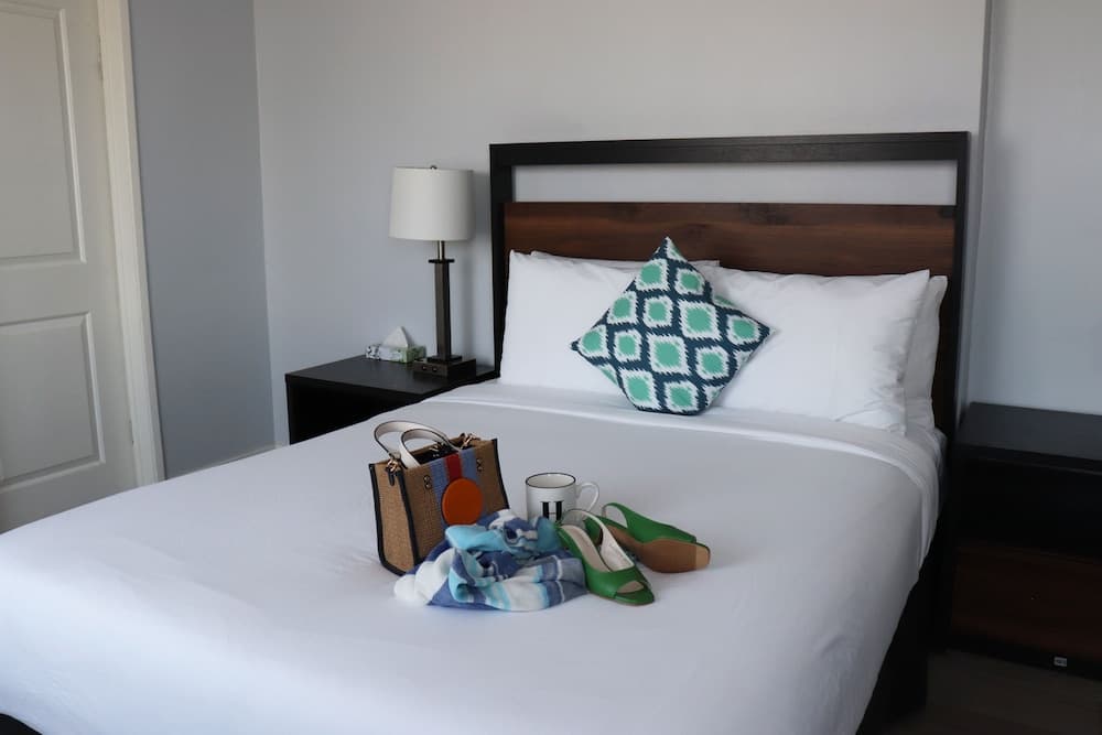 Hometel Suites - Los Angeles (Koreatown) — 10
