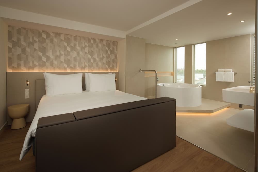 Westcord Art Hotel Amsterdam 4 — 9
