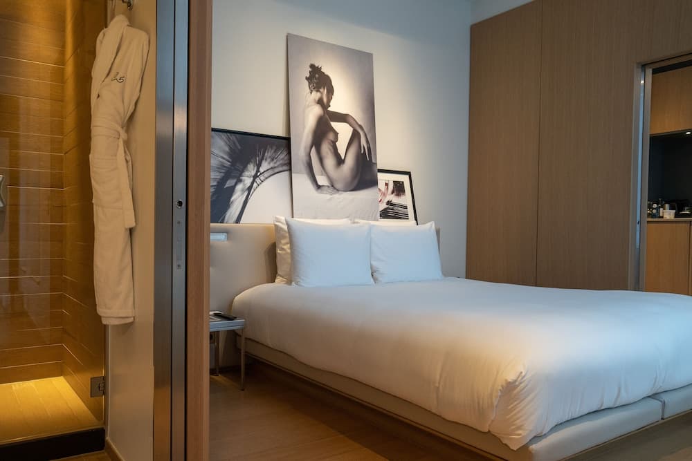 Le Cinq Codet — 7