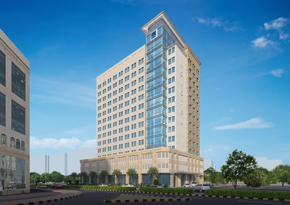Novotel Bur Dubái — 1