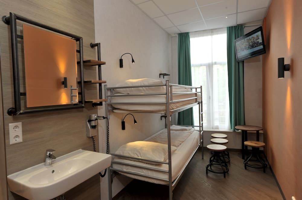 Hotel Tourist Inn — 8