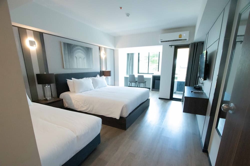 12 Das Residence Hotel — 10