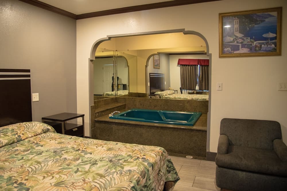 Starlight Inn La Brea — 5