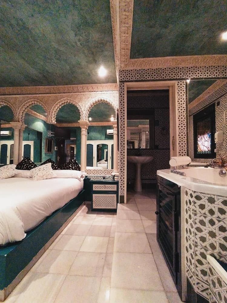 Hostal Avenida Andalucía — 30