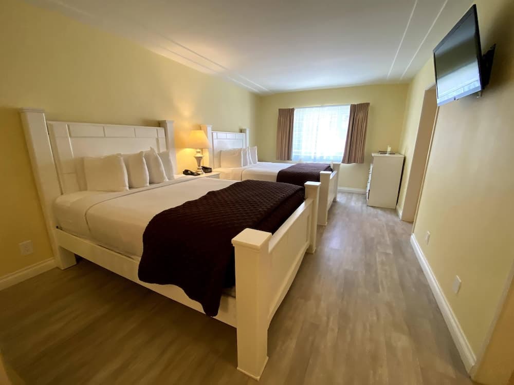 Hotel Celebrity de Hollywood — 11