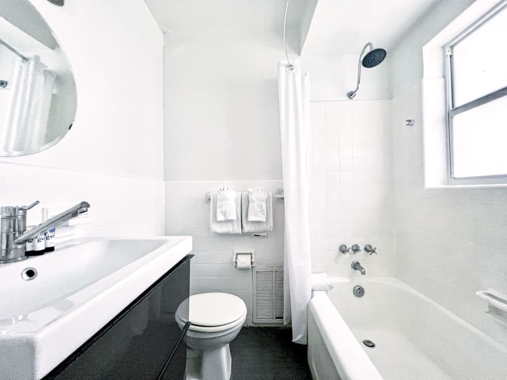 Winterset A North Beach Village Resort Hotel — 3