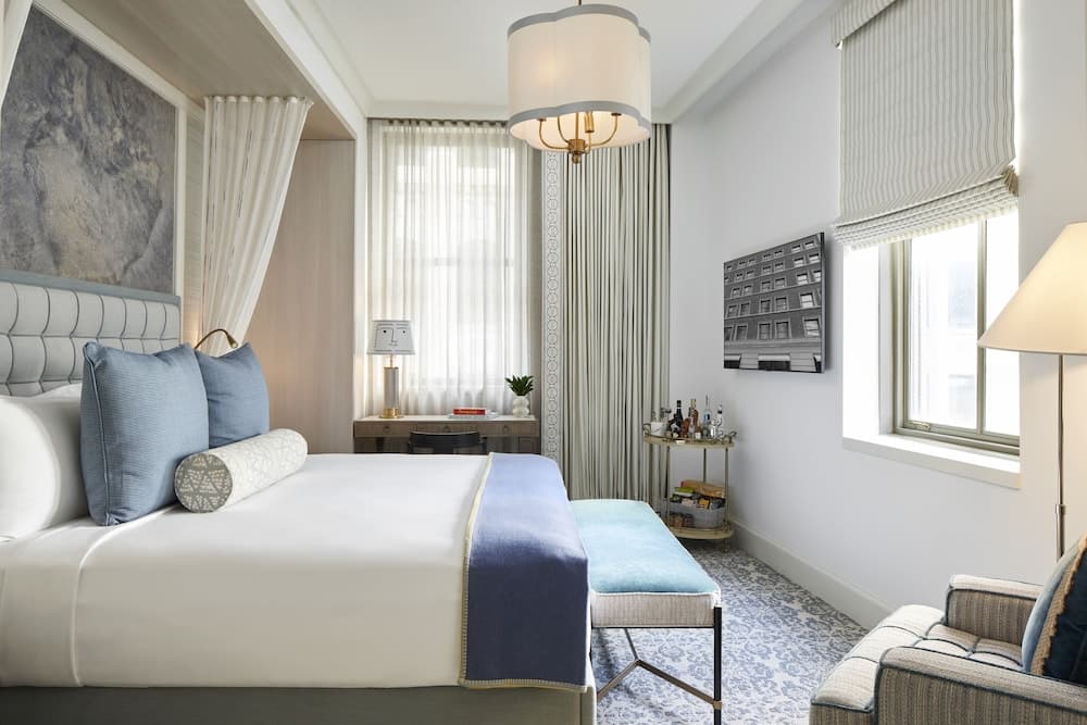 The Wall Street Hotel — 21