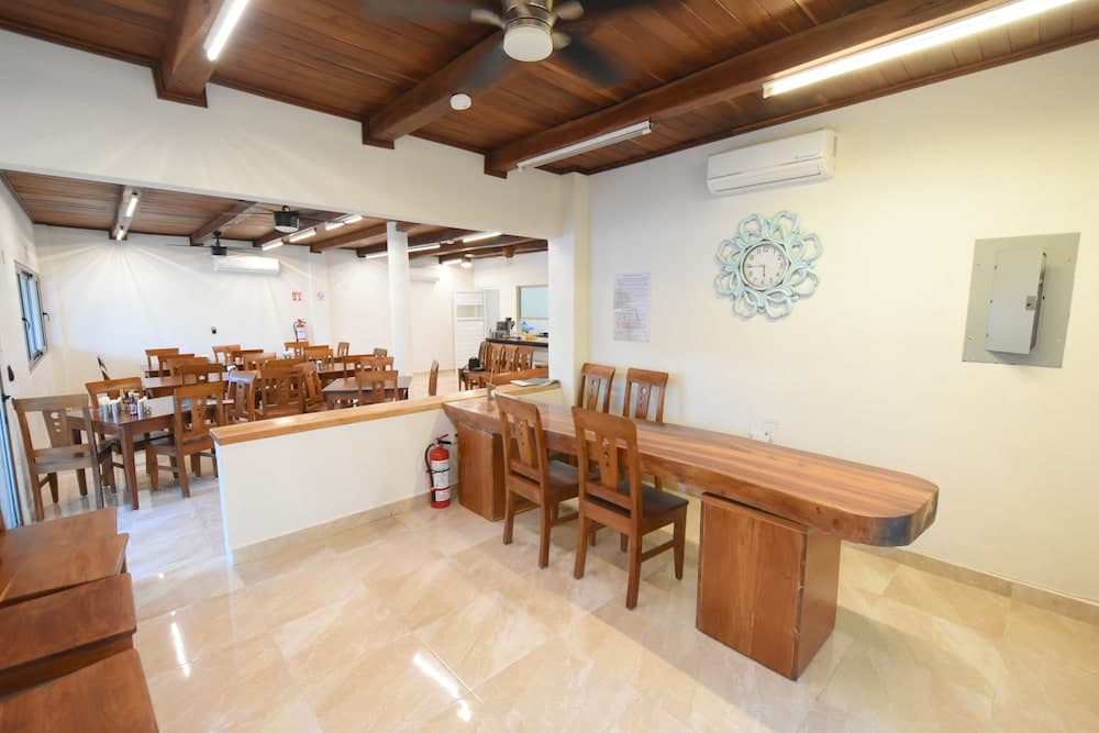 Hotel Hacienda Dos Ojos — 28