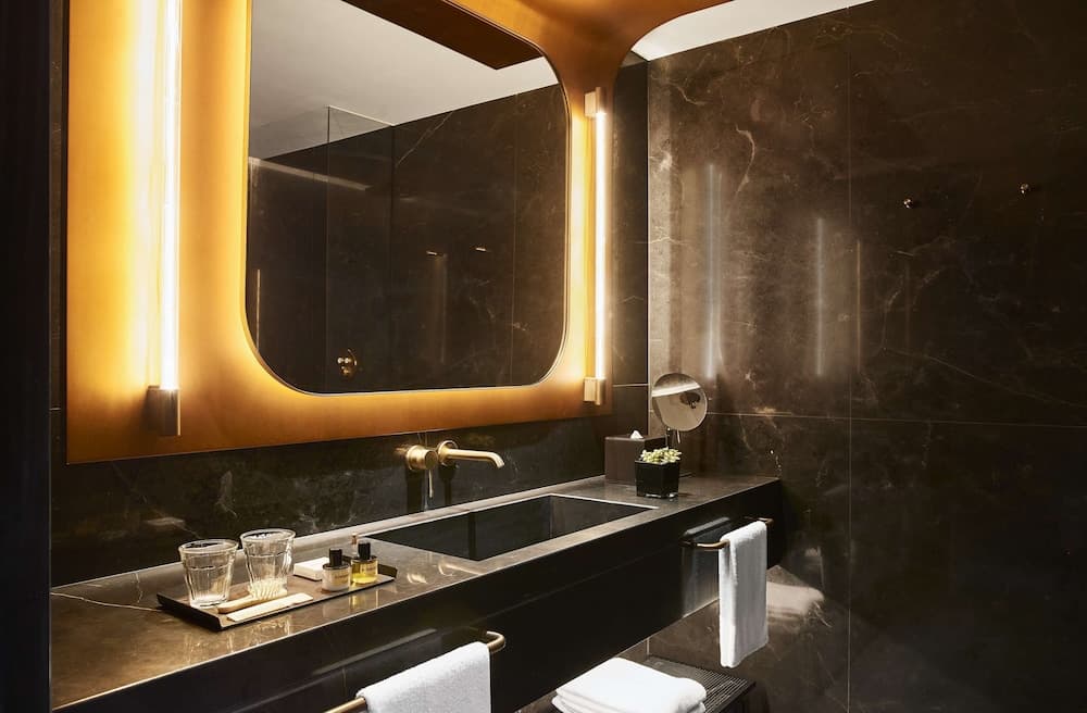Thompson Madrid, by Hyatt — 15