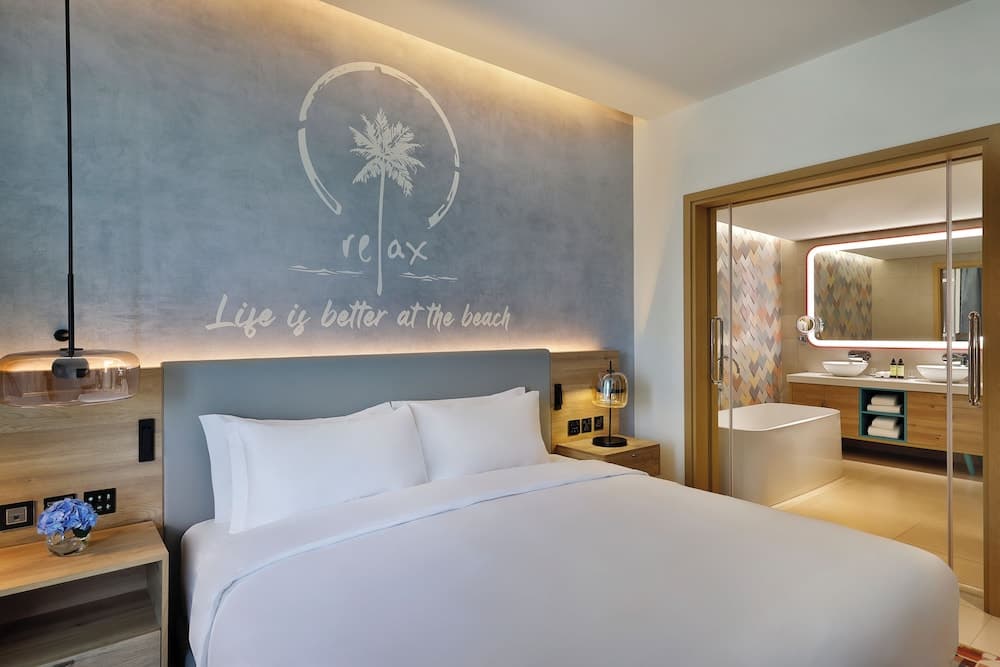 NH Collection Dubai The Palm — 6