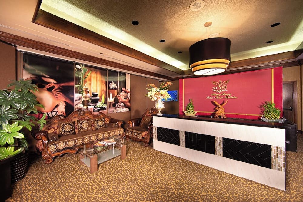 El Cortez Hotel and Casino - 21 and Over — 27