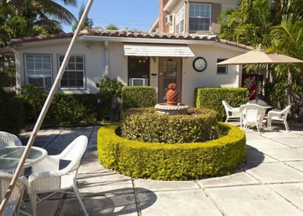 La Casa Del Mar — 16