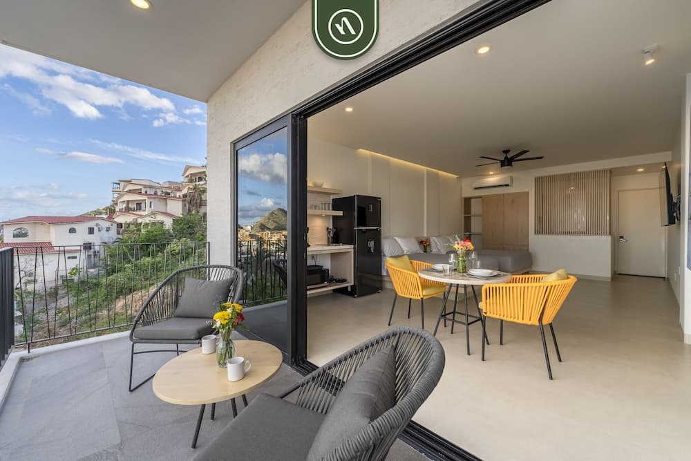 Tower 605 by Naya Homes — 20