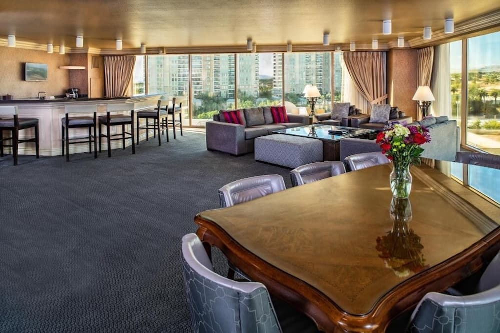 Suncoast Hotel and Casino — 11