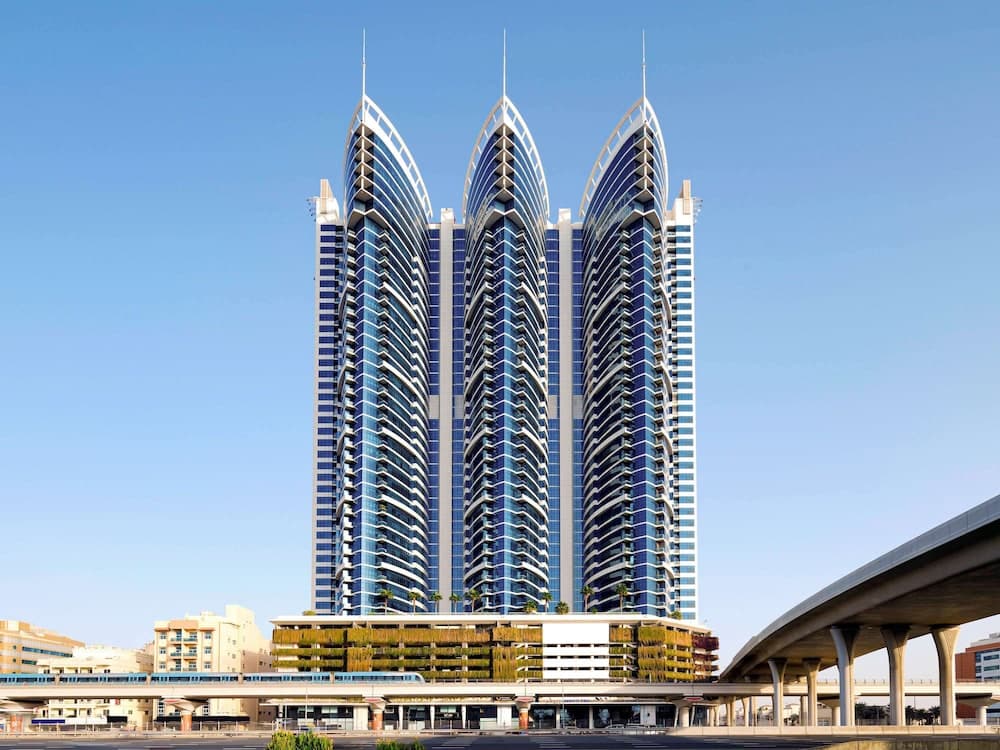 Novotel Dubai Al Barsha — 1