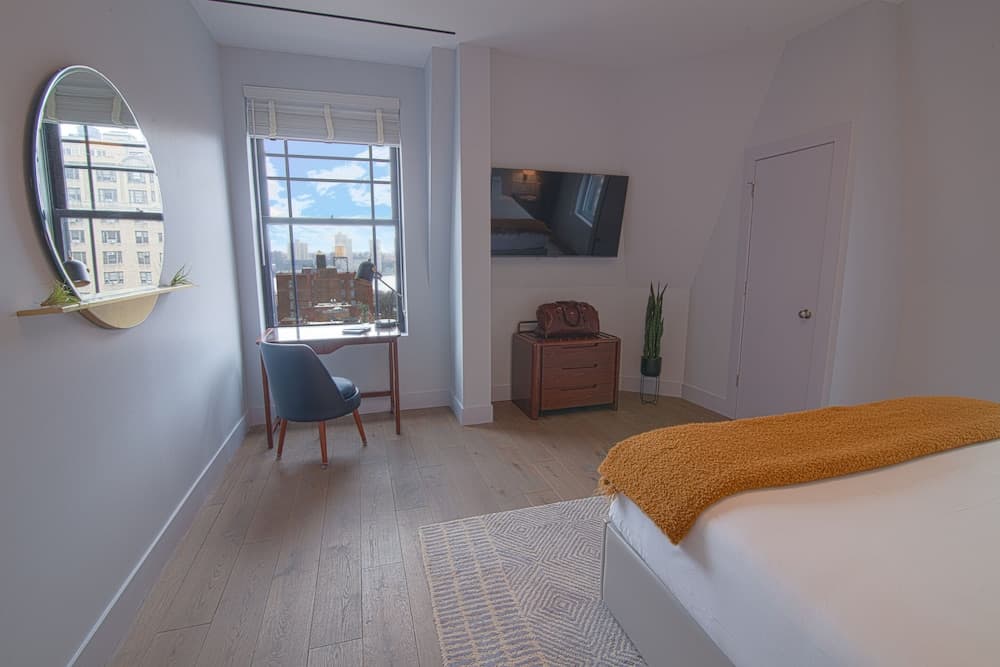 Hotel Belleclaire — 6