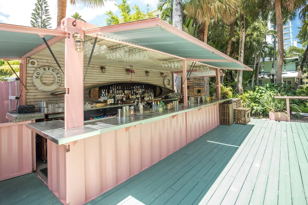 Miami River Inn By Renzzi — 18