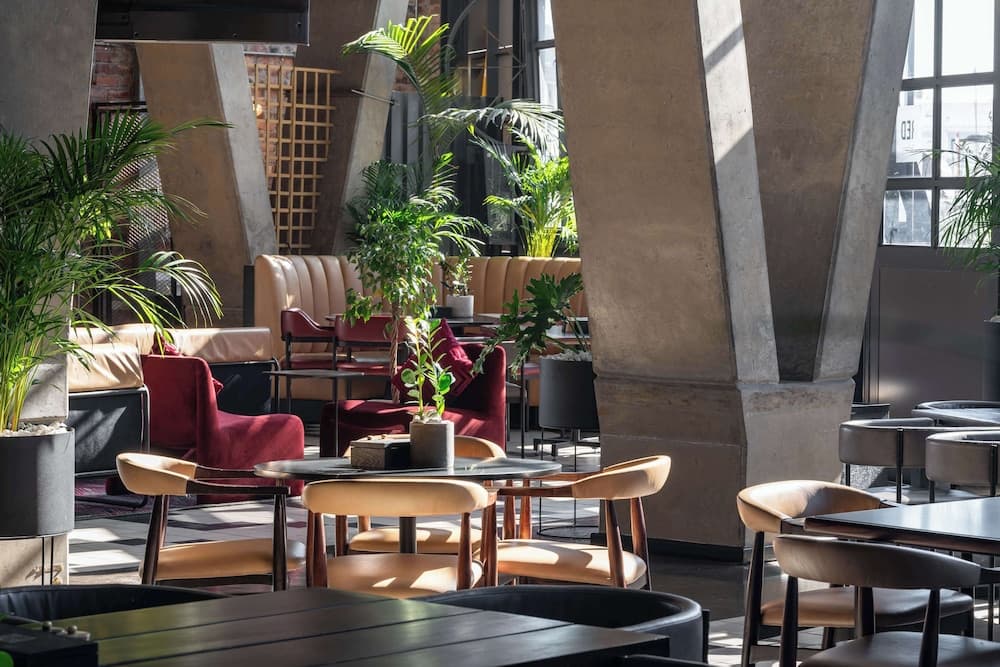 Radisson RED V&A Waterfront, Cape Town hotel, Silo 6, South Arm Road, V&A Waterfront, Cape Town, Western Cape, 8001, South Africa — photo 46