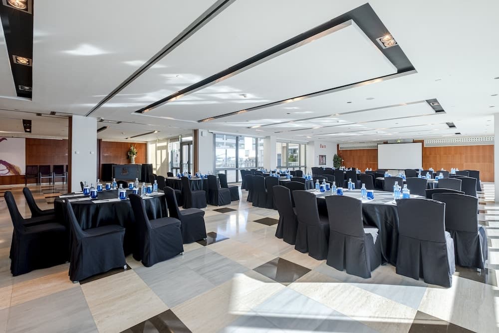 Eurostars Grand Marina — 10