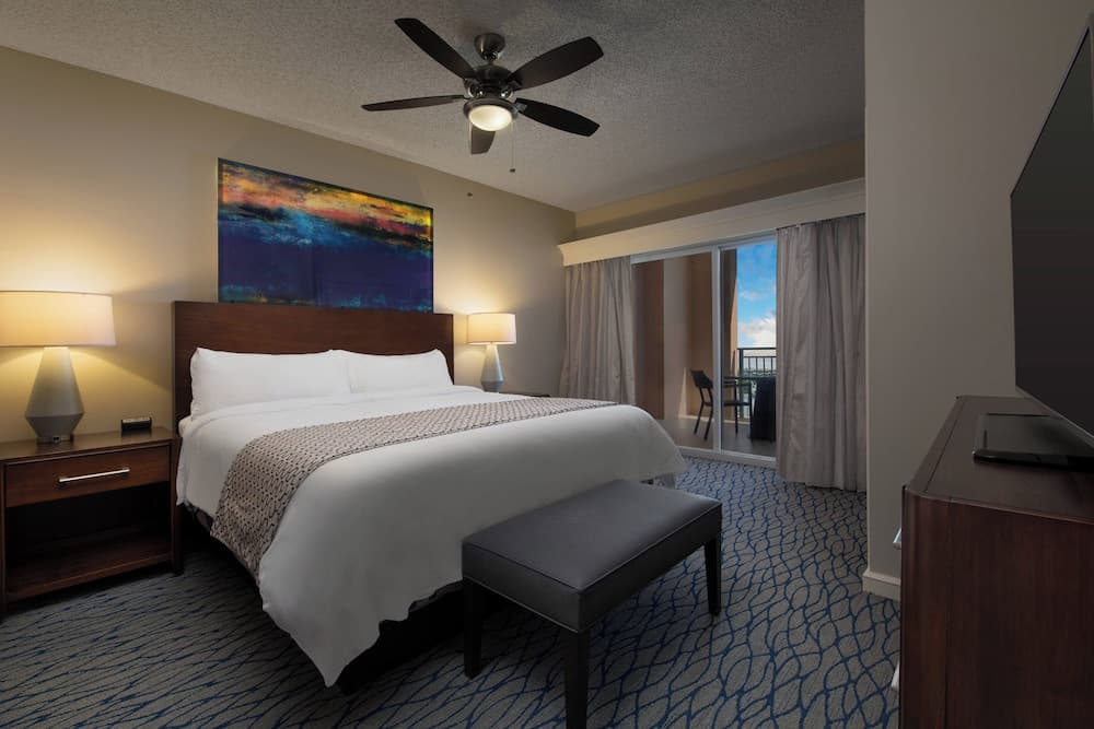 Marriott's BeachPlace Towers — 4