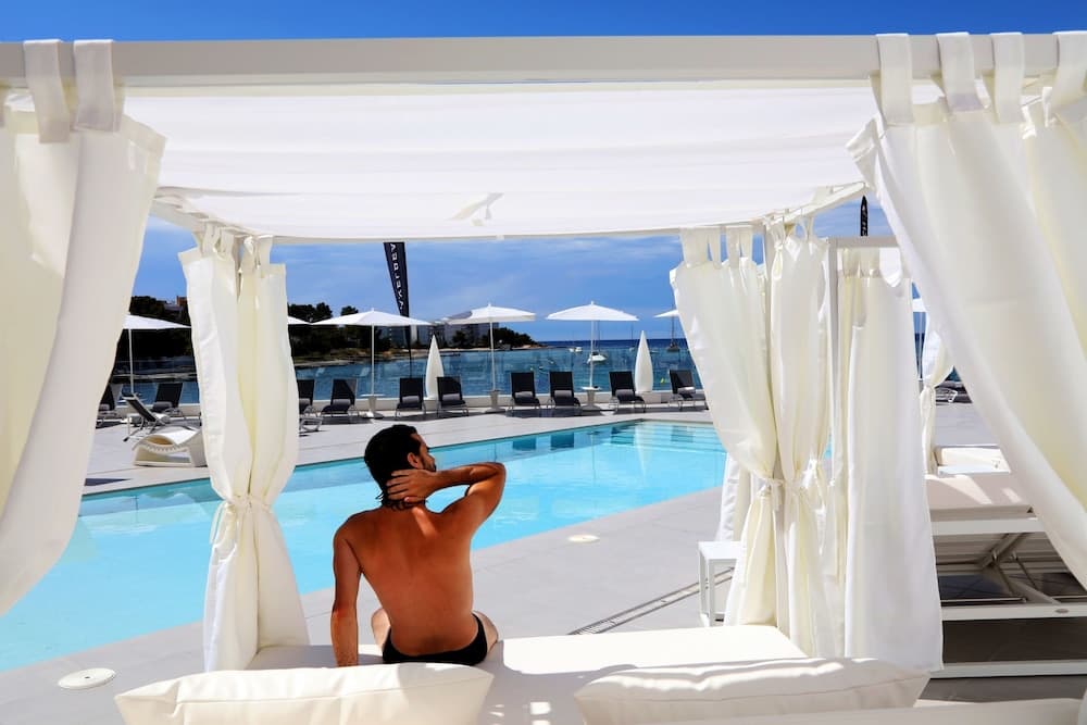 AxelBeach Ibiza Spa & Beach Club - Sólo Adultos — 13