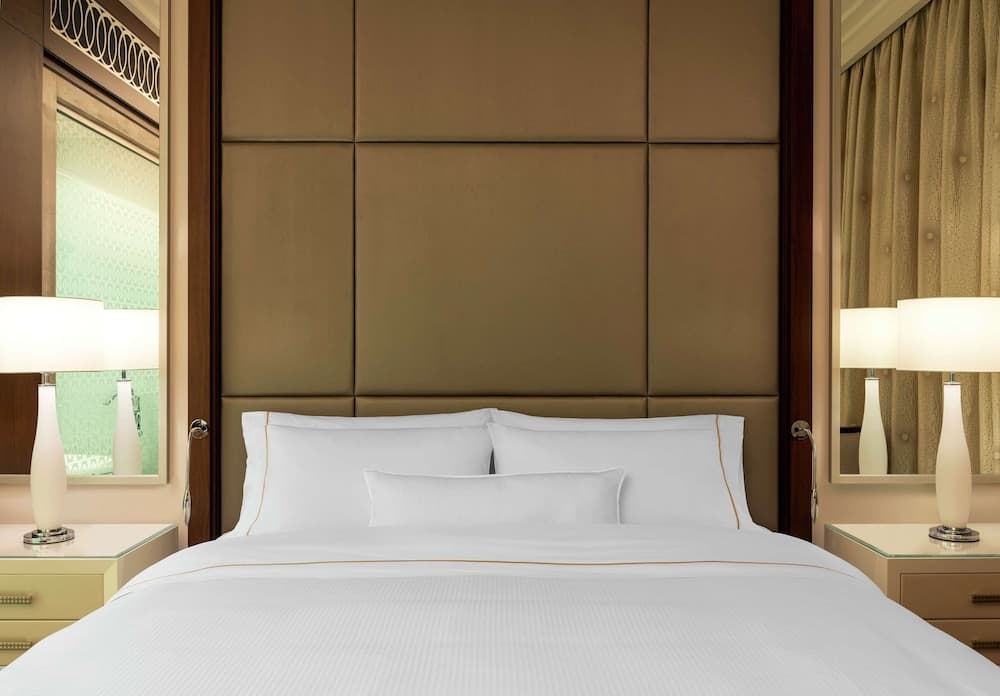 Hilton Dubai Al Habtoor City — 9