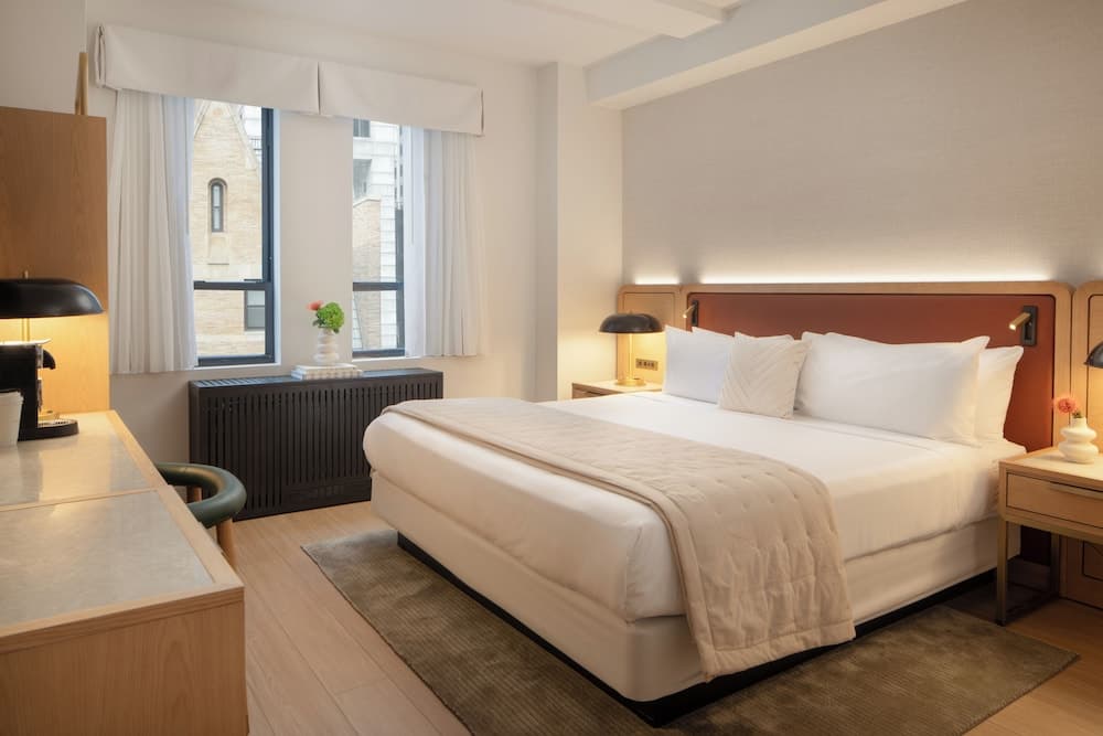 Aura Hotel Piazza Times Square — 15