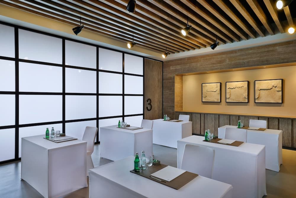 The St. Regis Downtown, Dubai — 6