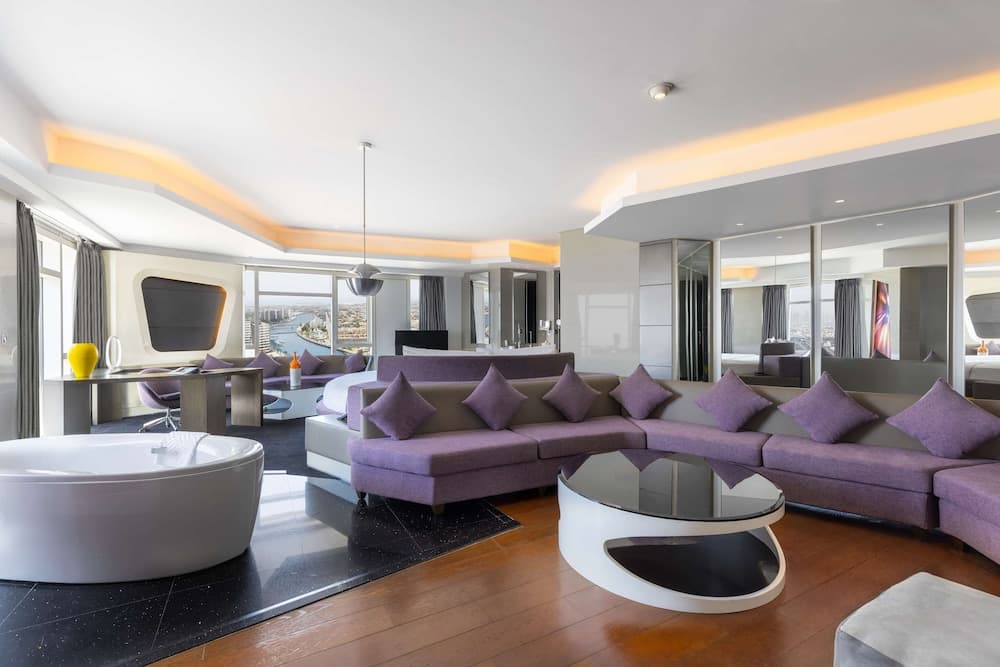 V Hotel Dubai, Curio Collection by Hilton — 14