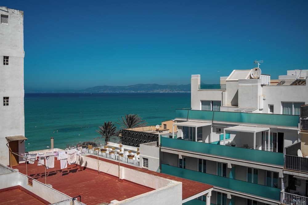 Planet Hotels One Adults Only +16 — 2