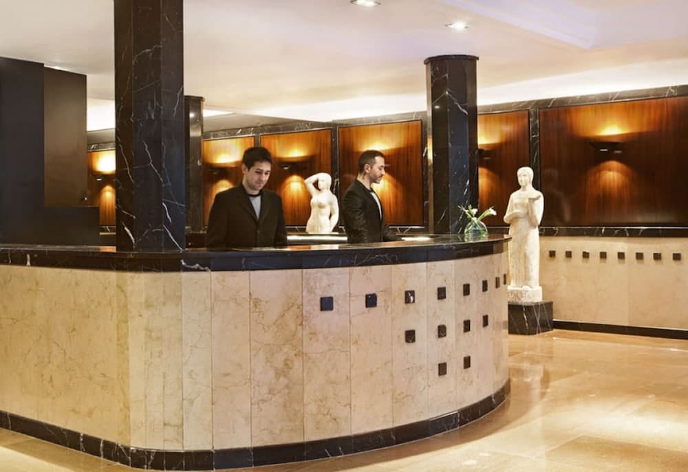 Hotel Derby Barcelona — 11