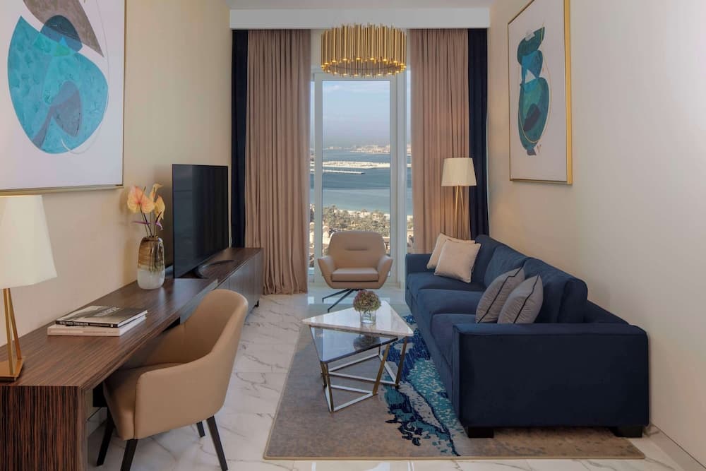 Avani+ Palm View Dubai Hotel & Suites — 13