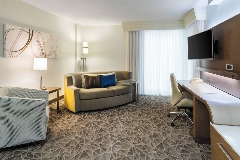 Courtyard by Marriott Miami Centro — 6
