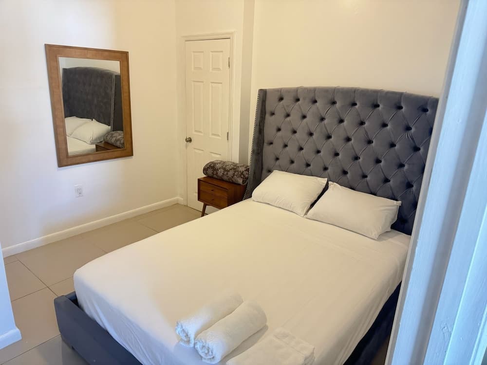 Renzzi Villas — 4