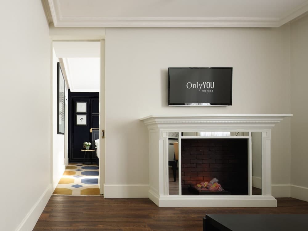 Only YOU Boutique Hotel — 10
