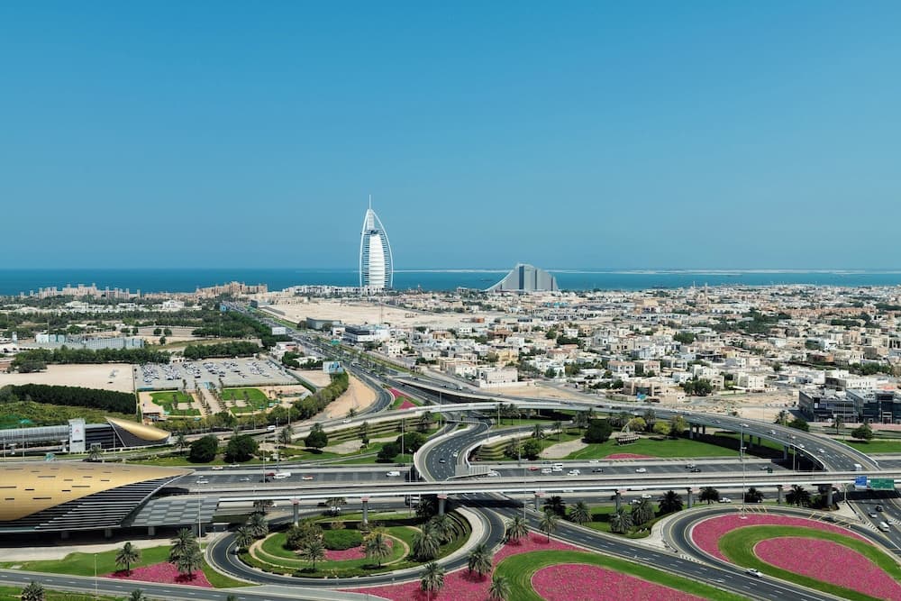Sheraton Mall of the Emirates Hotel, Dubai — 12