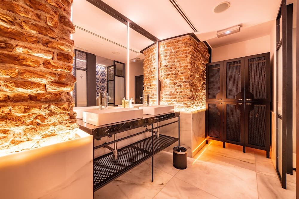 Pestana Plaza Mayor Madrid — 16